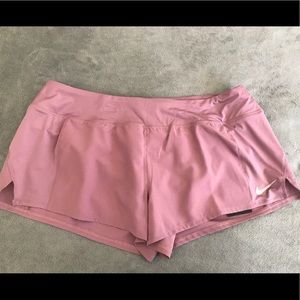 NWT NIKE dri fit dusty rose crew shorts